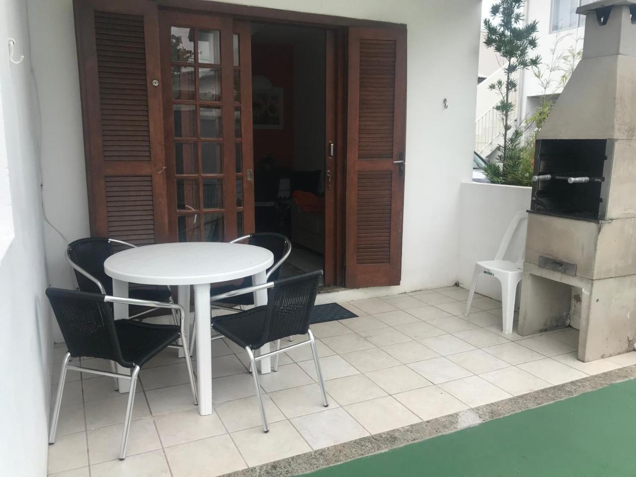 Sobrado, Da Armacao -floripa Сasa de vacaciones